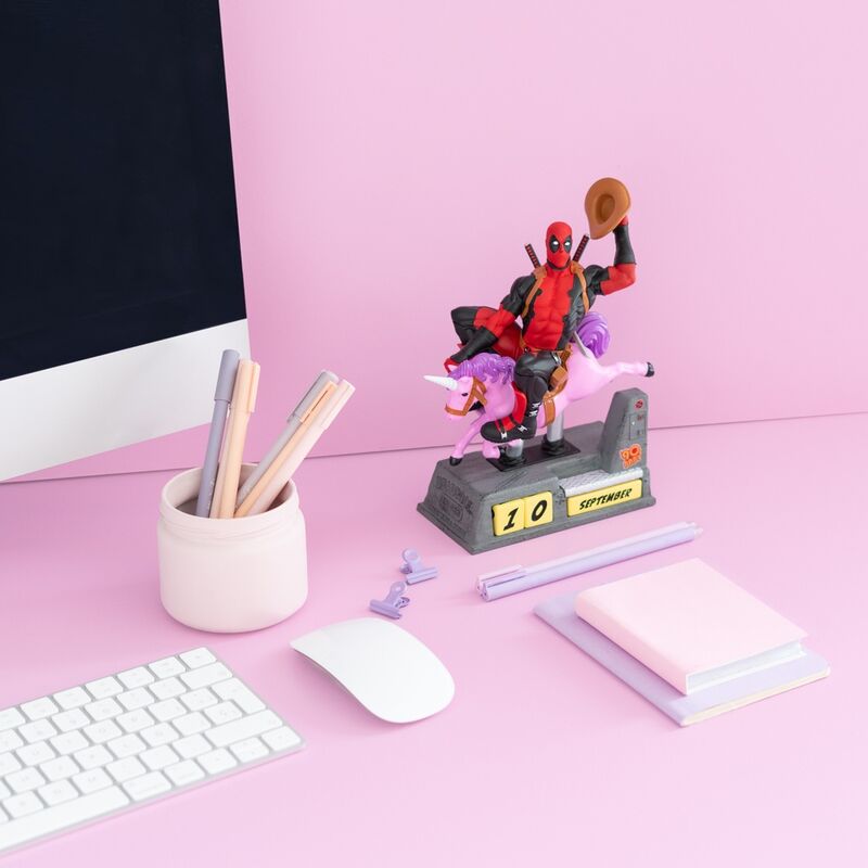 Calendário Perpétuo 3D Deadpool - Marvel (17x21x9,5cm) - MerchVillain