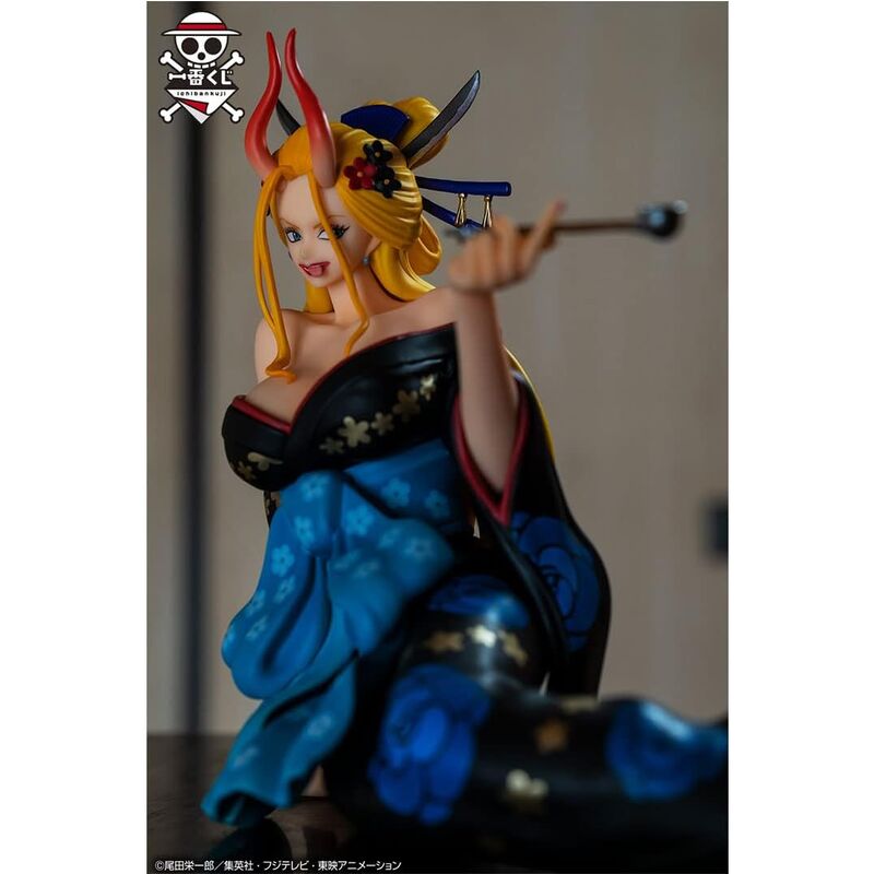 Figura Maria Glitter Black Ichibansho - One Piece (15 cm)