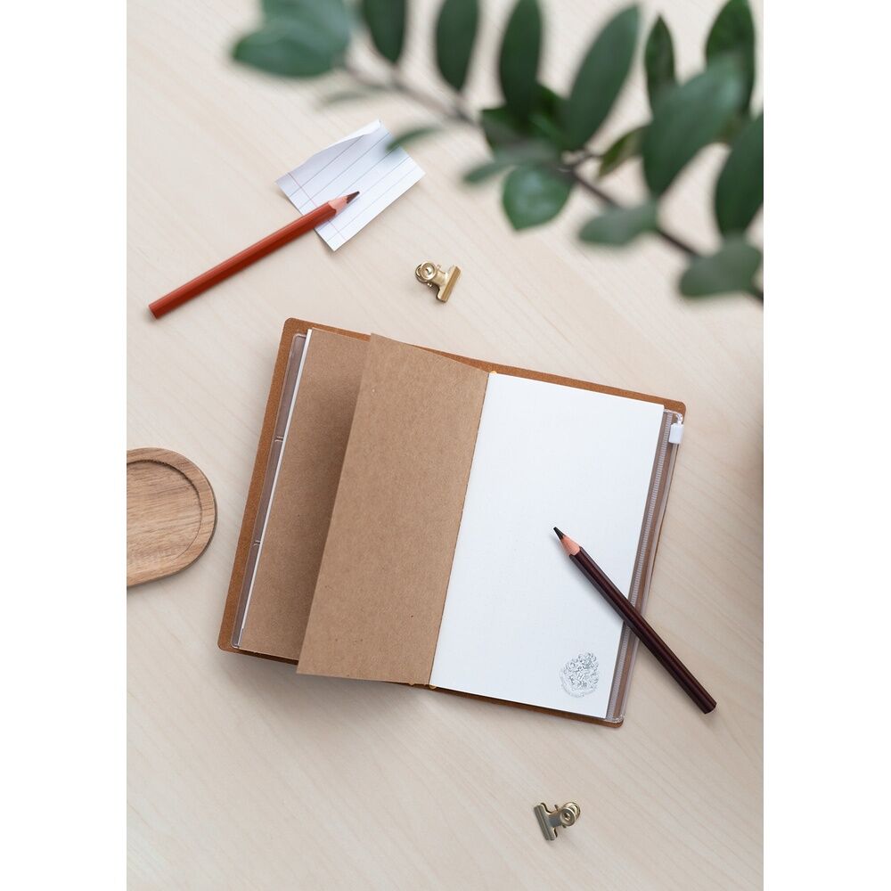 Caderno de viagem de Harry Potter e Grifinória - MerchVillain