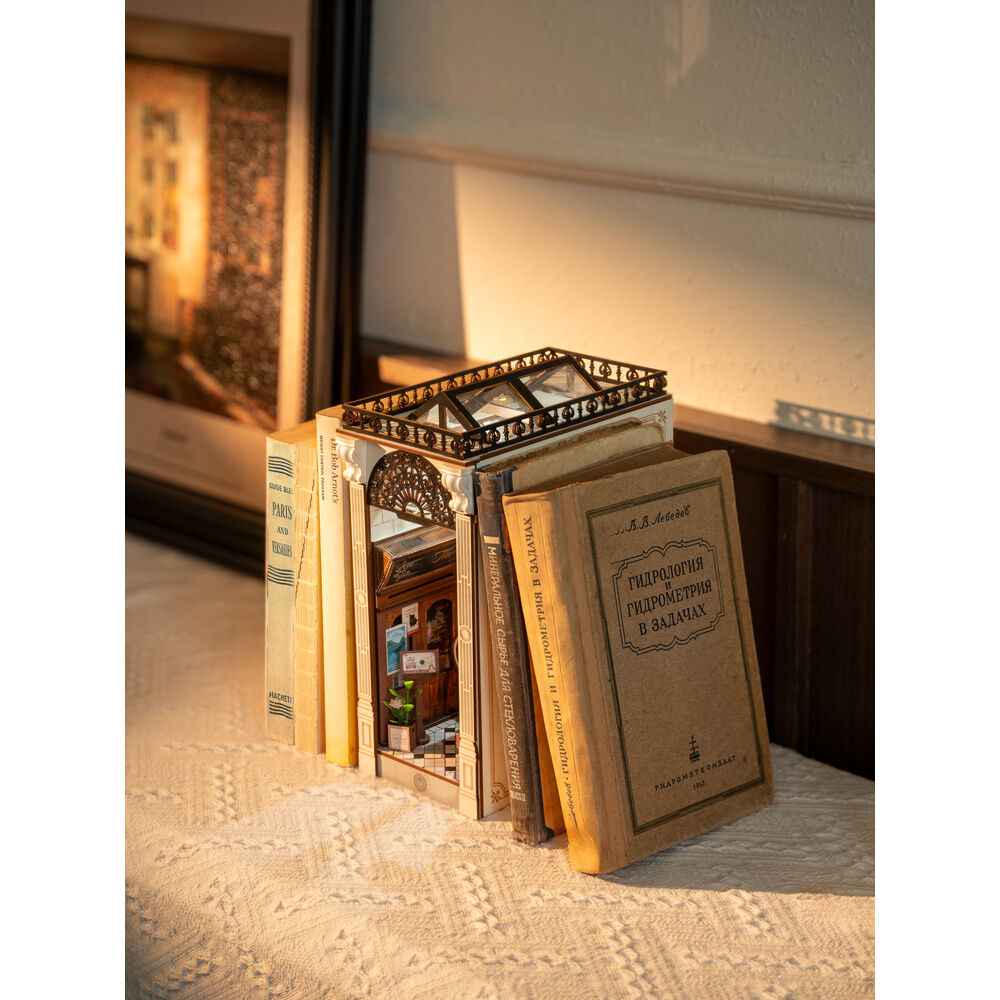 Maqueta 3D Cerra Livros Citas na Sala de Jogos – Rolife (148 peças, 10,6x19,5x25,5 cm)