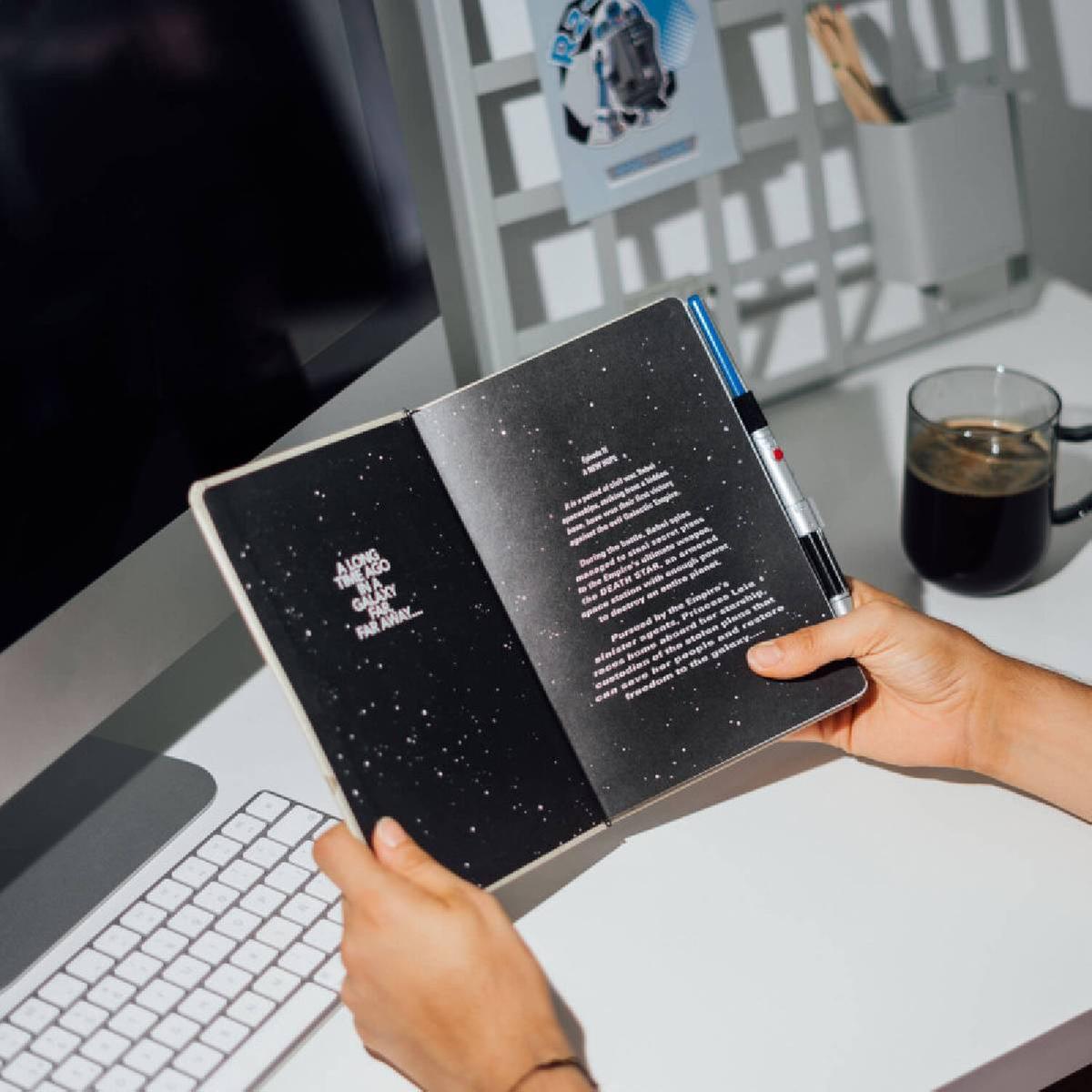 Caderno A5 Premium + Caneta Sabre de Luz Luke Skywalker – Star Wars